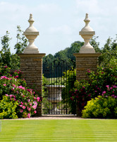 ASCOT GARDEN; DESIGNERS ISABEL AND JULIAN BANNERMAN