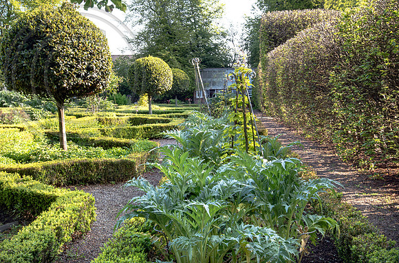 BALLYMALOE HERB GARDEN