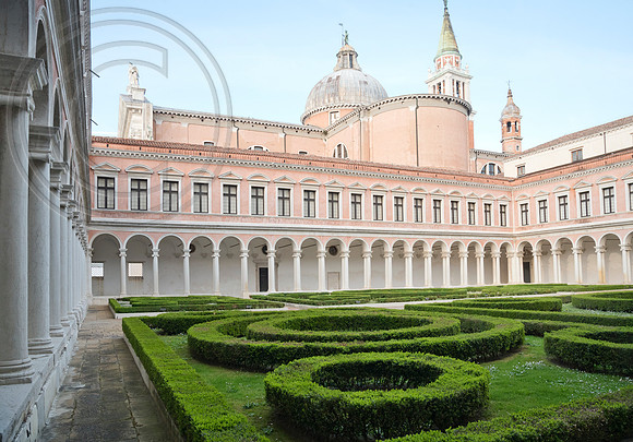 CLOISTER PARTERRE SAN GIORGIO