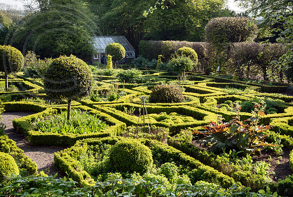BALLYMALOE HERB GARDEN